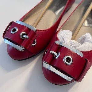 michael kors flats red size 7m